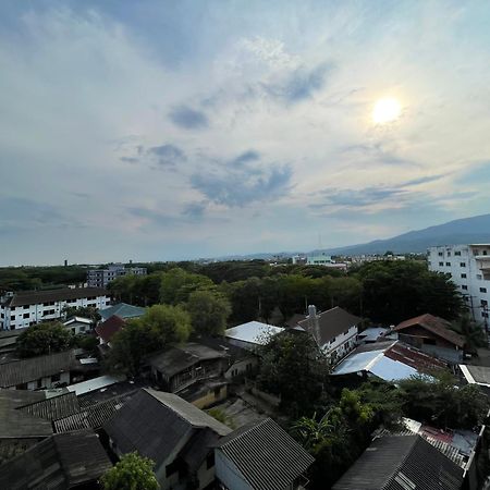 The Astra Sky River Condo Чиангмай Экстерьер фото